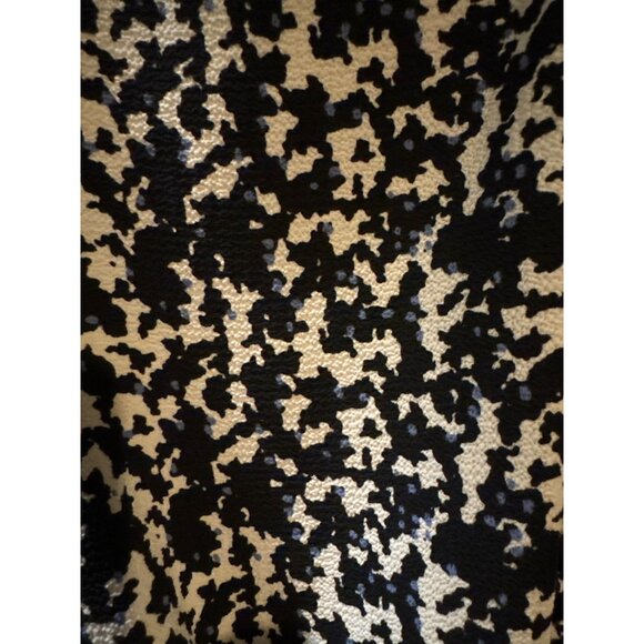 H&M Black & White Textured Button Front Dress Size 6 With 3/4 Sleeves - Picture 2 of 5